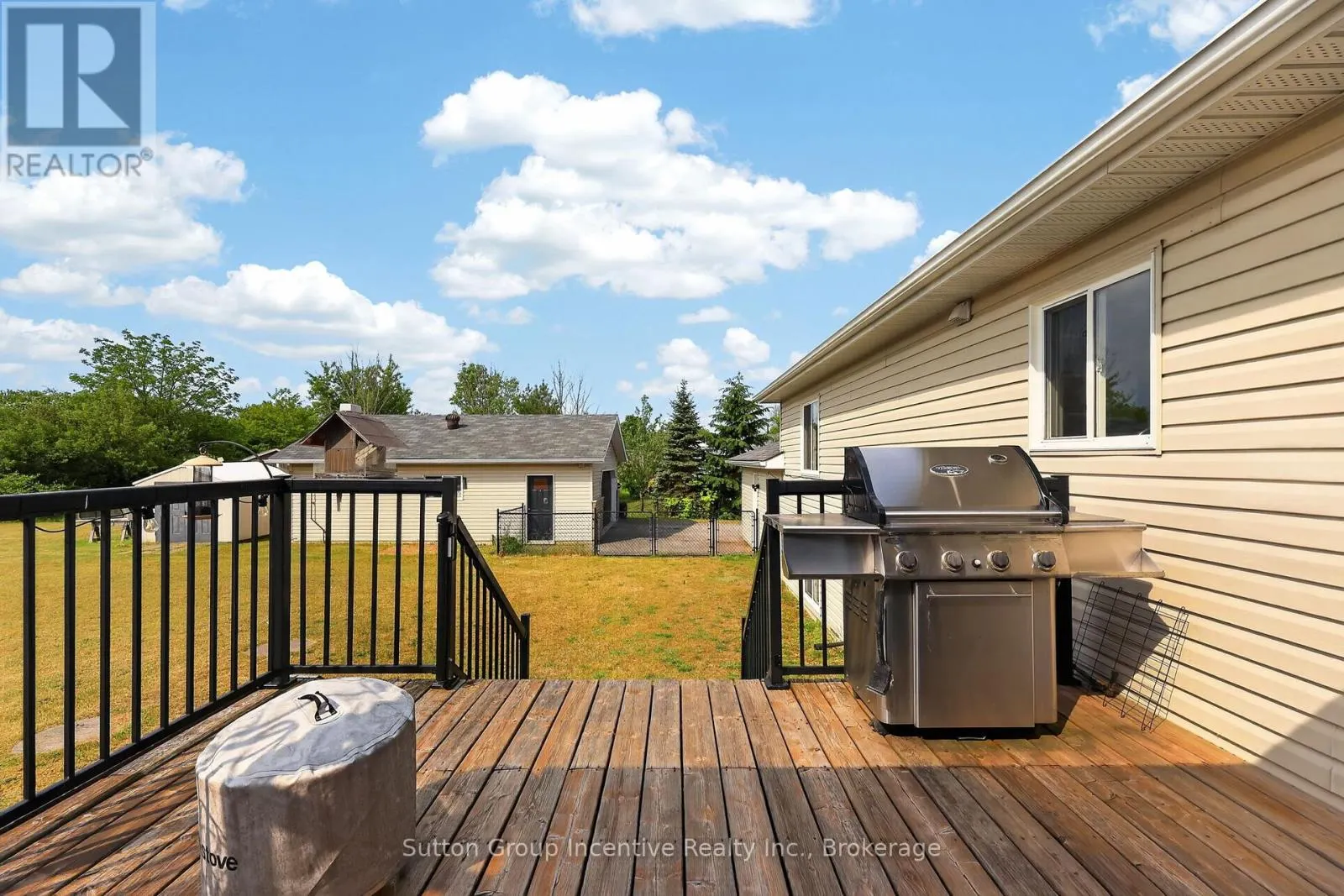 5 MARL CREEK DRIVE