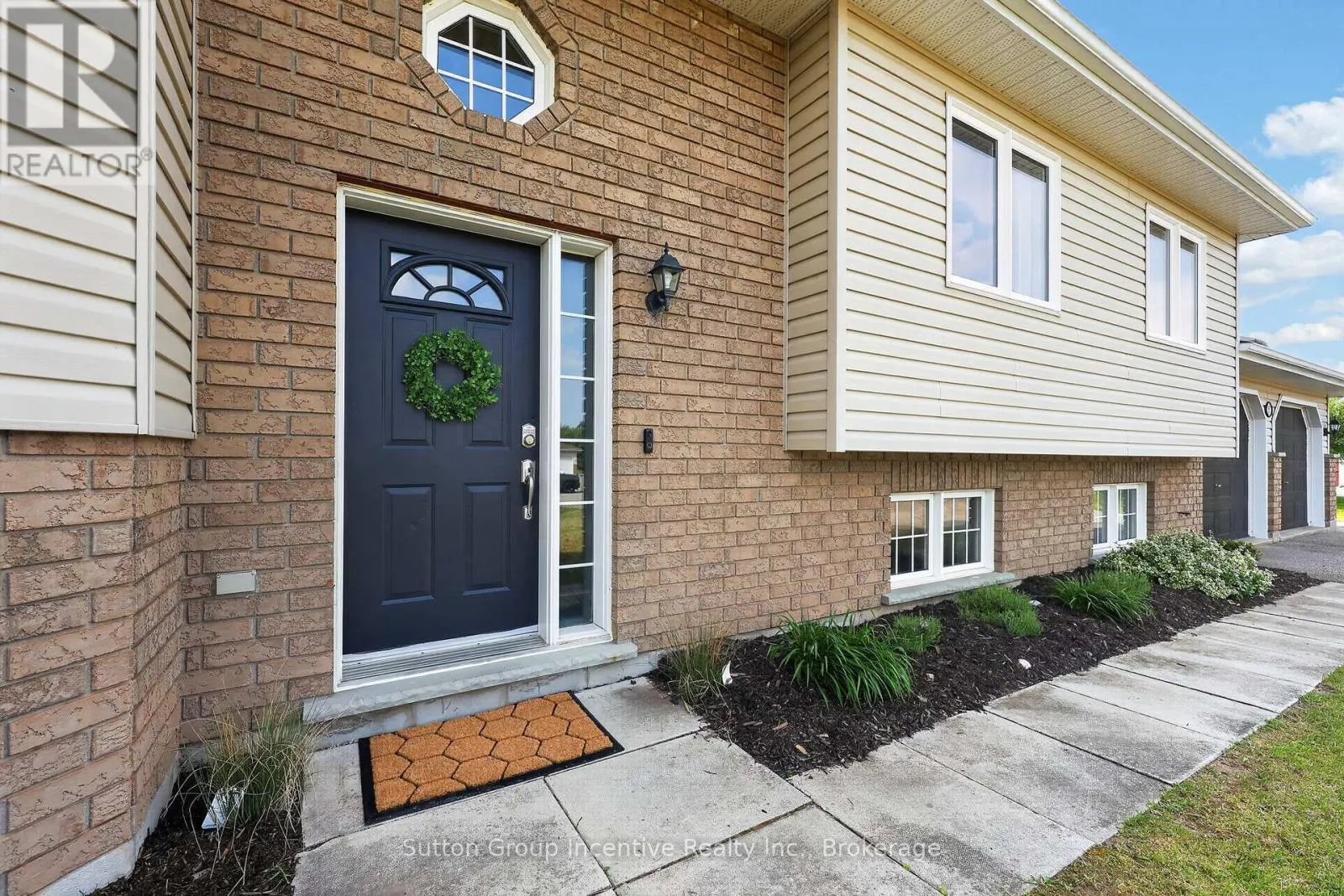 5 MARL CREEK DRIVE
