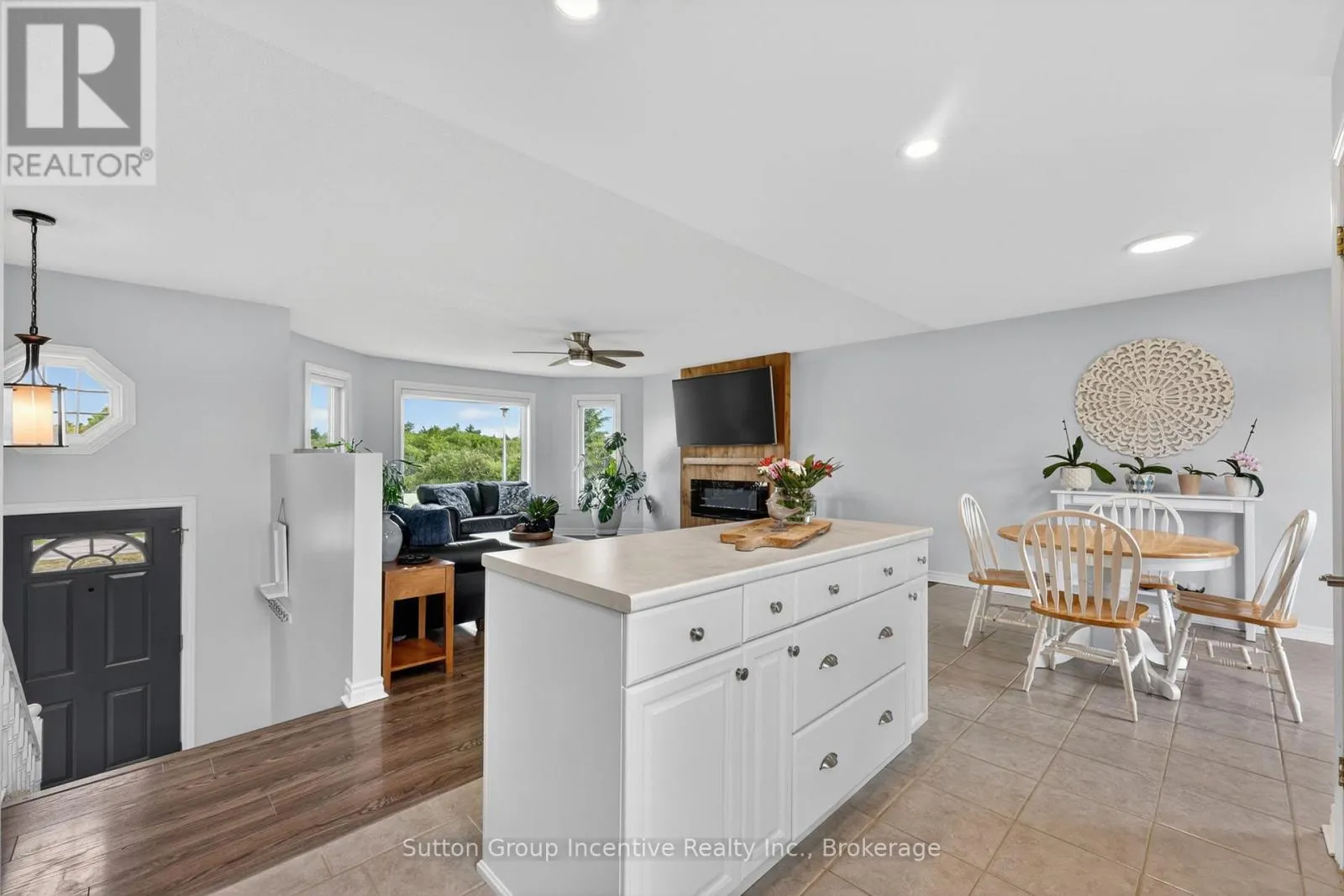5 MARL CREEK DRIVE