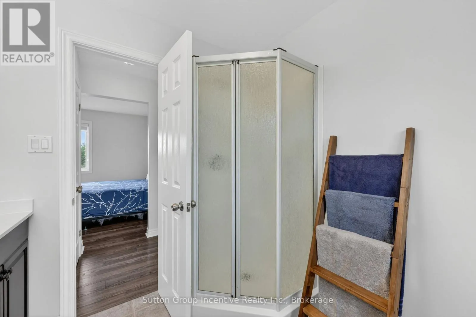5 MARL CREEK DRIVE