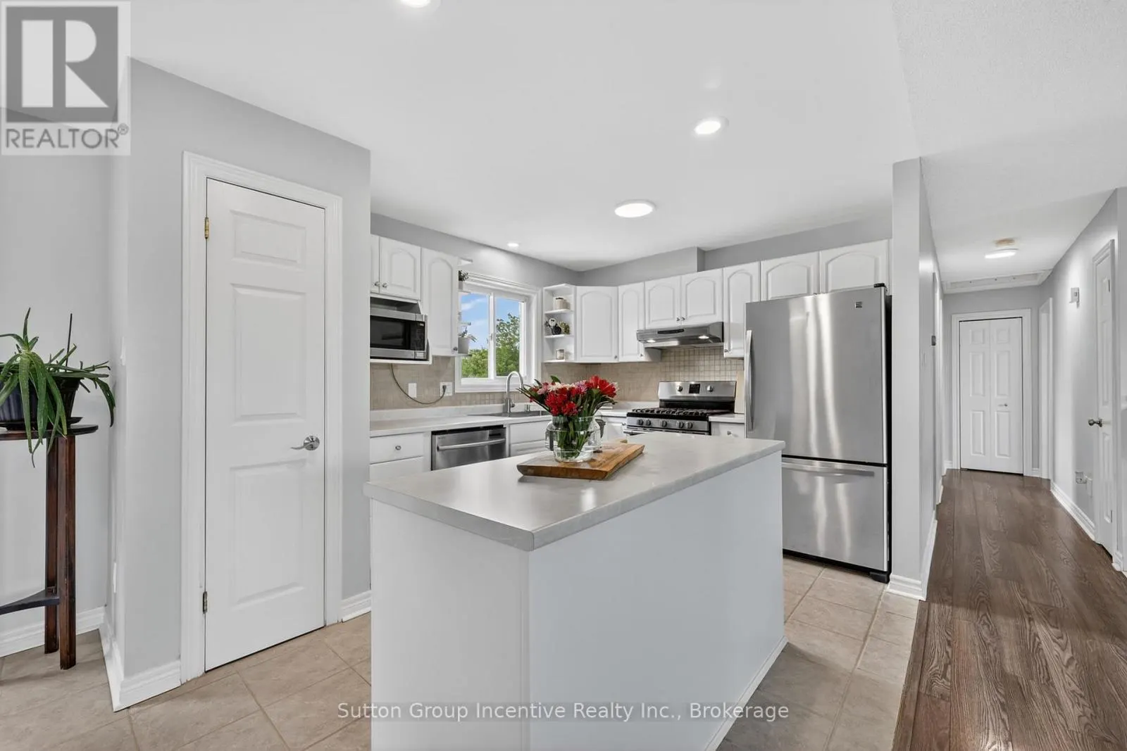 5 MARL CREEK DRIVE