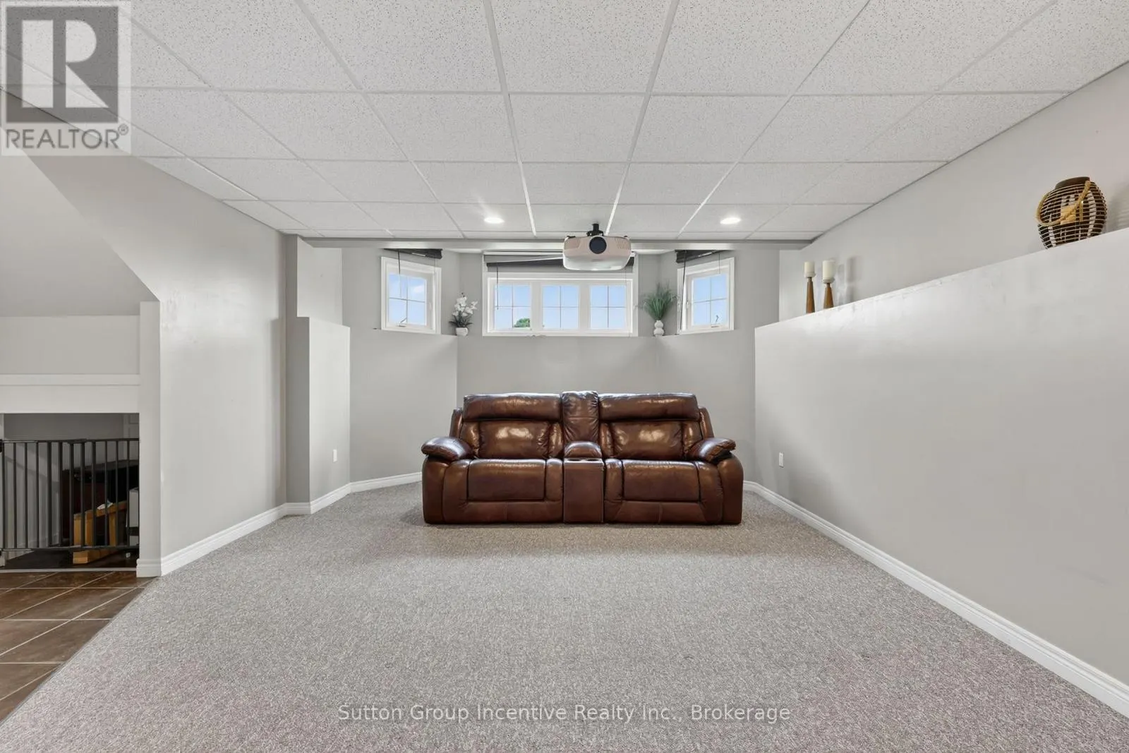 5 MARL CREEK DRIVE