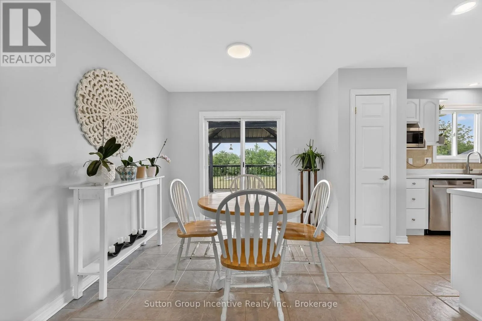 5 MARL CREEK DRIVE
