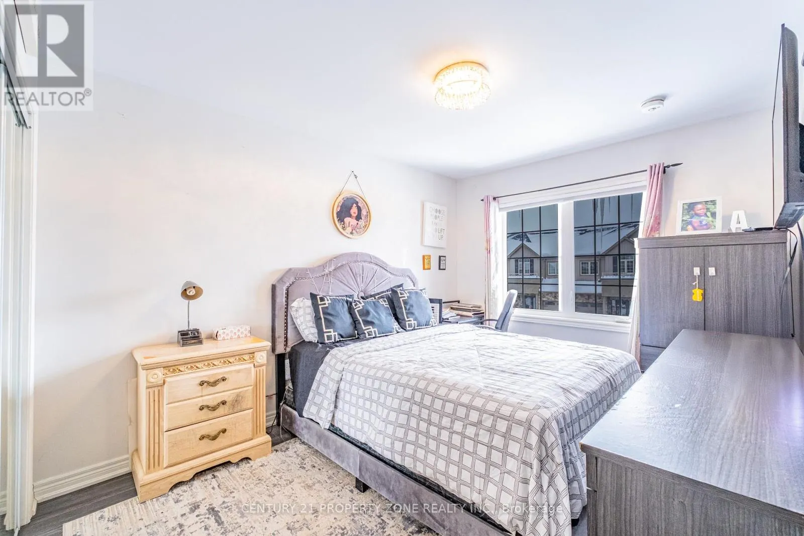 22 CHURCHLEA MEWS