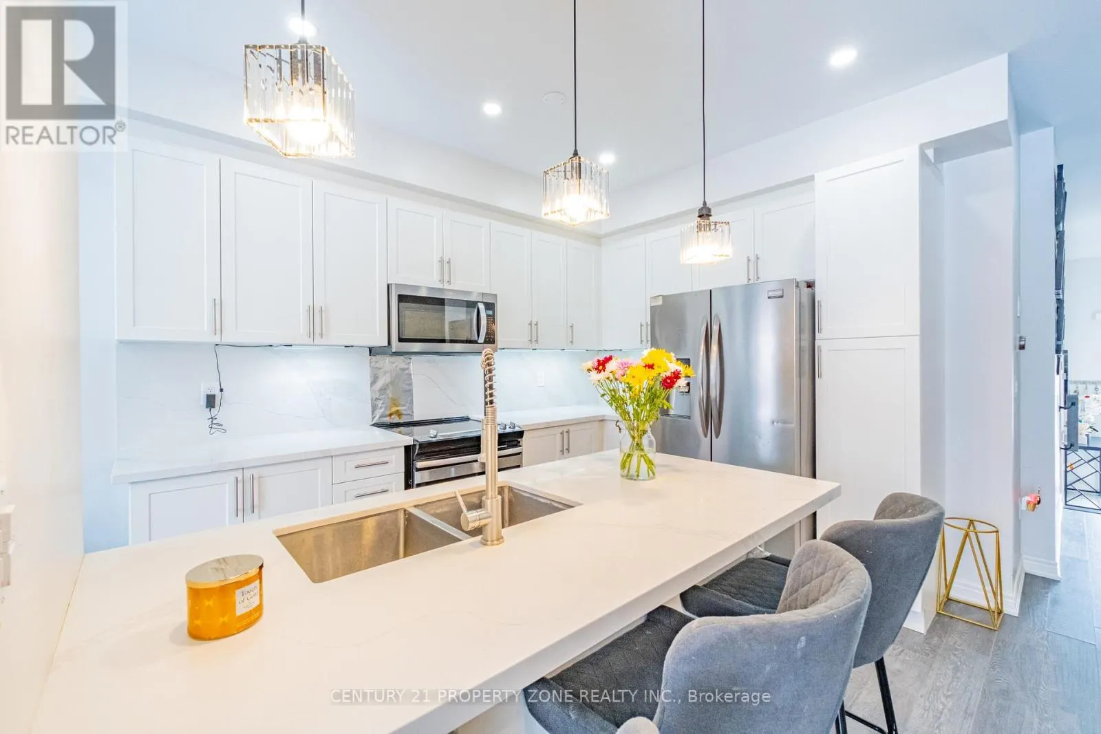 22 CHURCHLEA MEWS