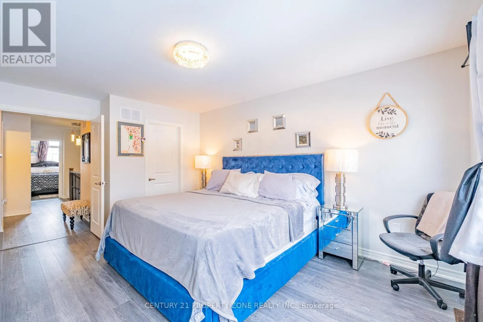 22 CHURCHLEA MEWS