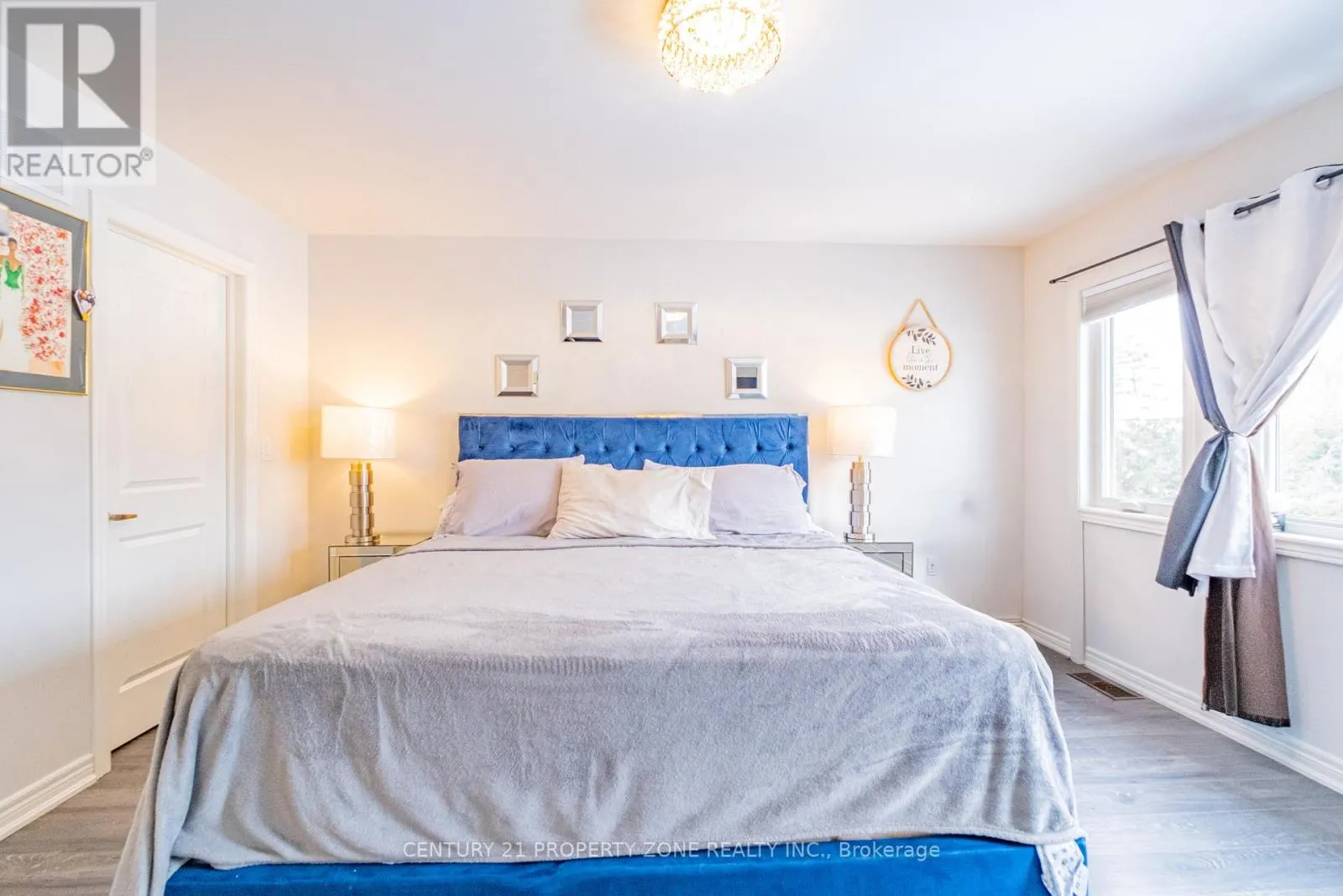 22 CHURCHLEA MEWS