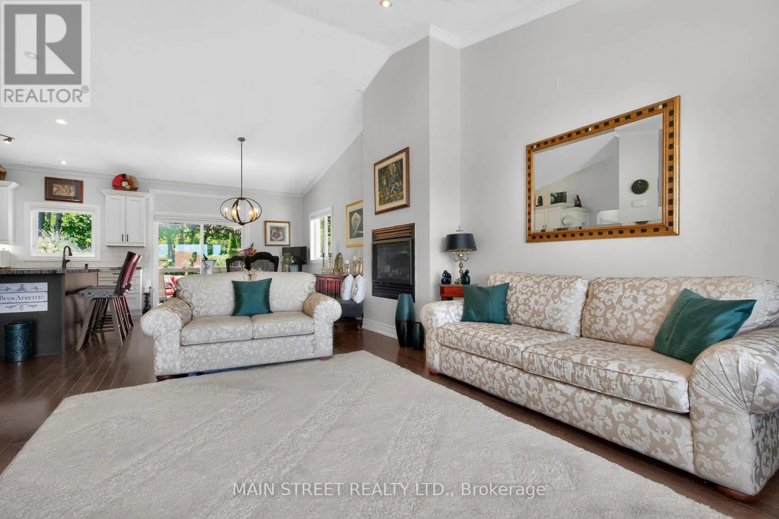 644 TAYLOR DRIVE