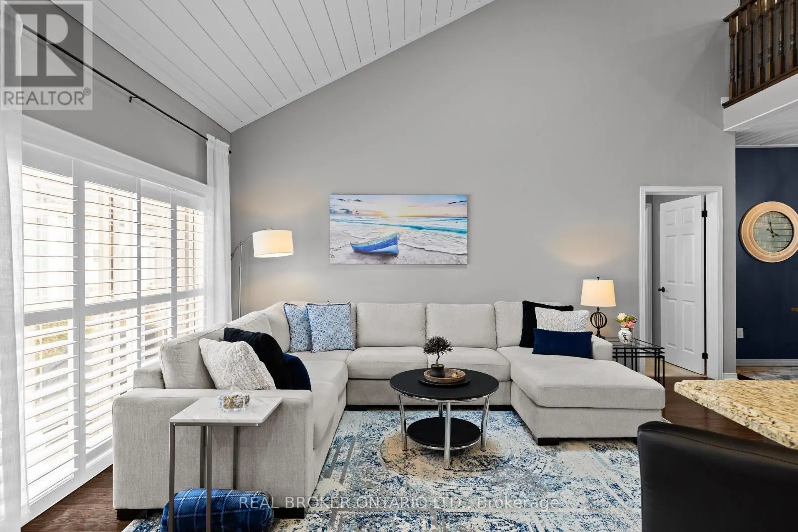 3321 BEACH CLUB BOULEVARD
