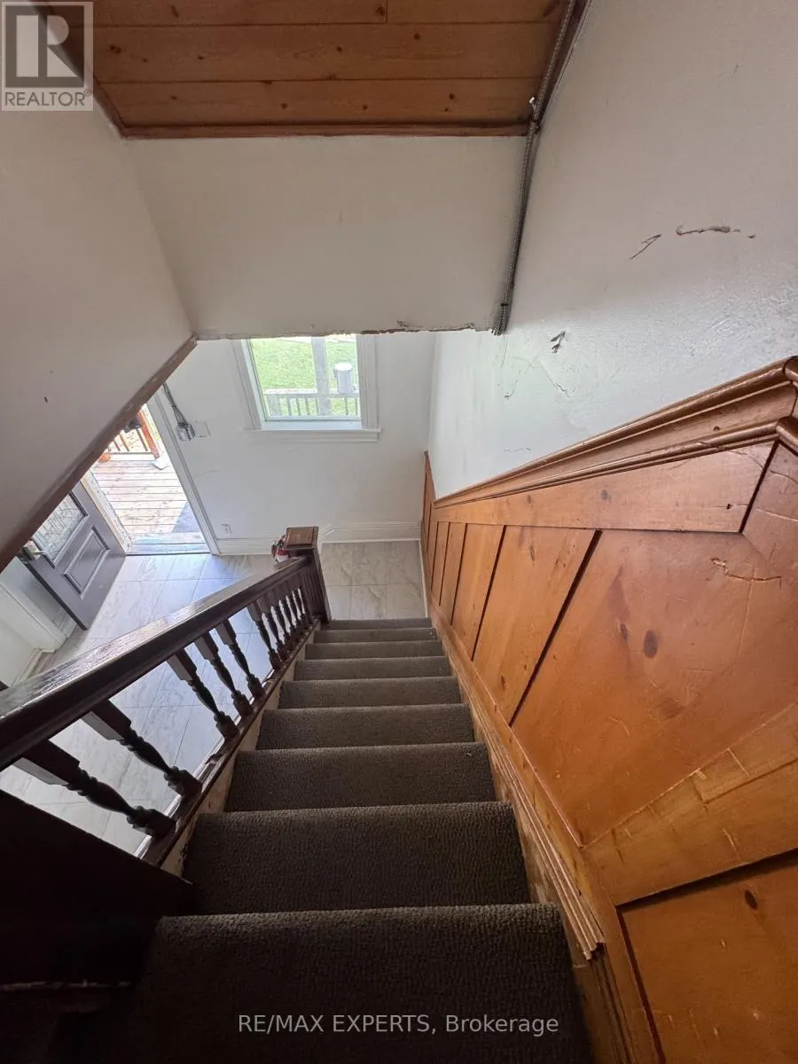 418 DOMINION AVENUE