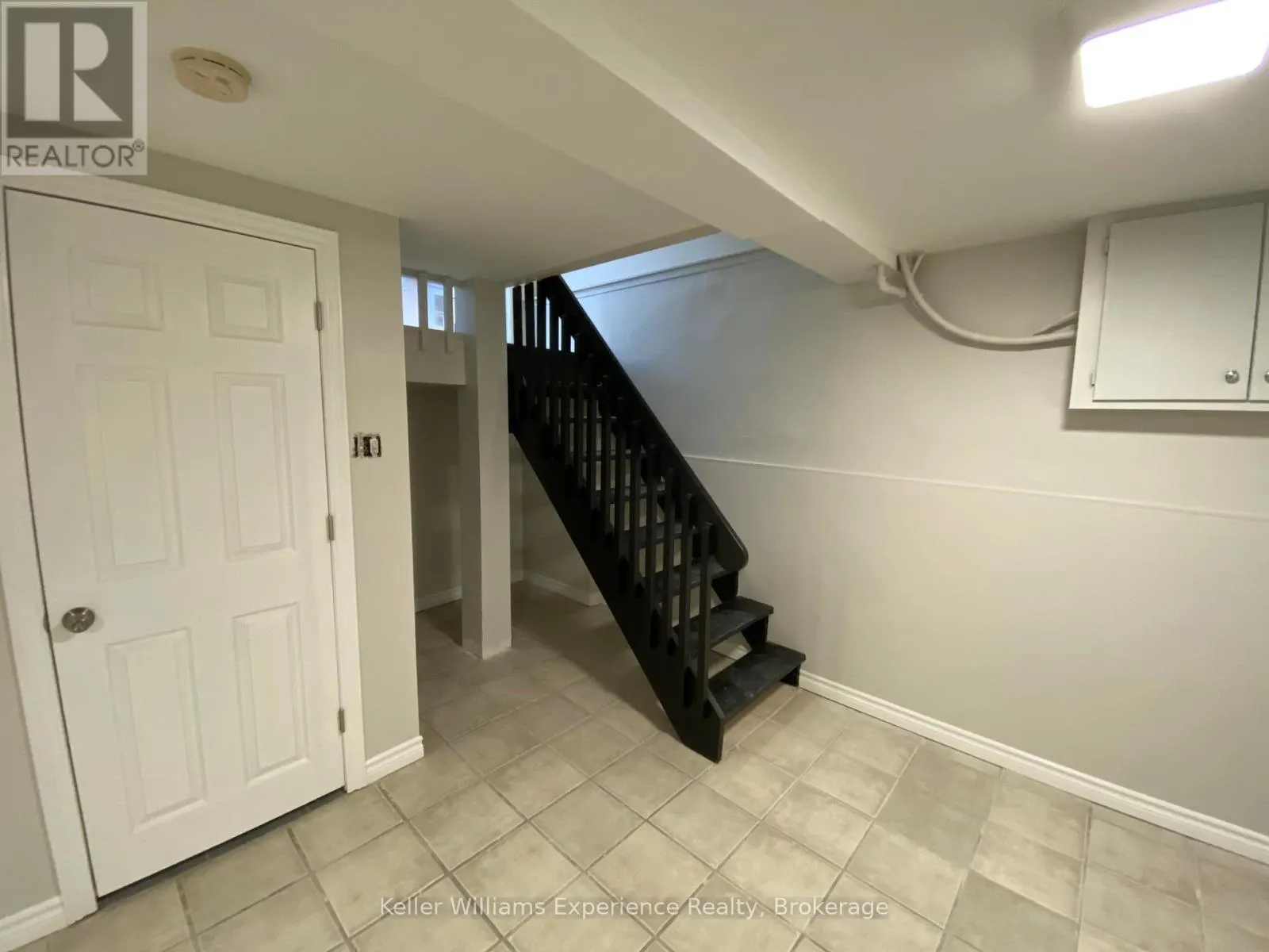 BSMT - 347 KING STREET #Bsmt