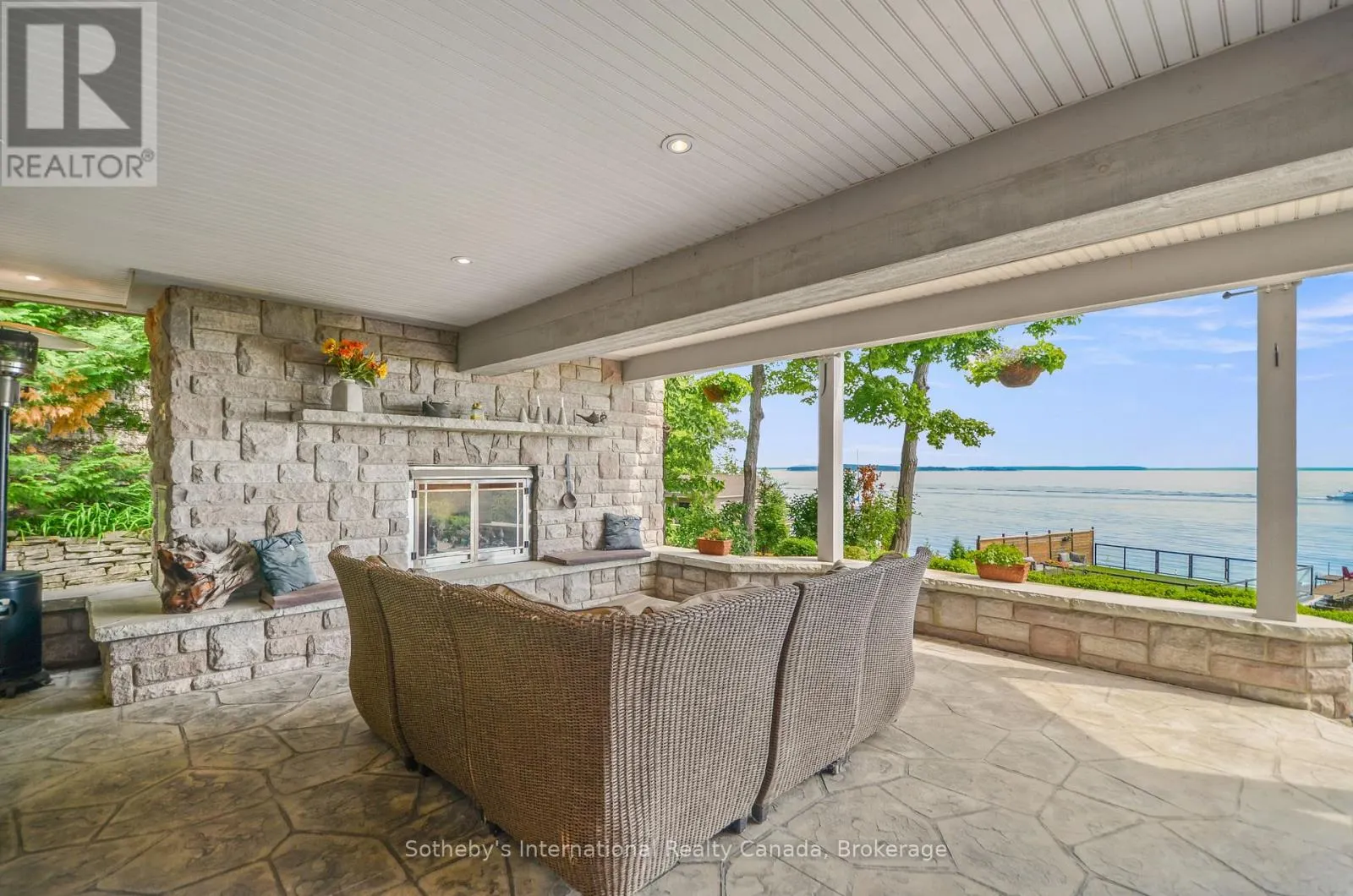 29 MCARTHUR DRIVE