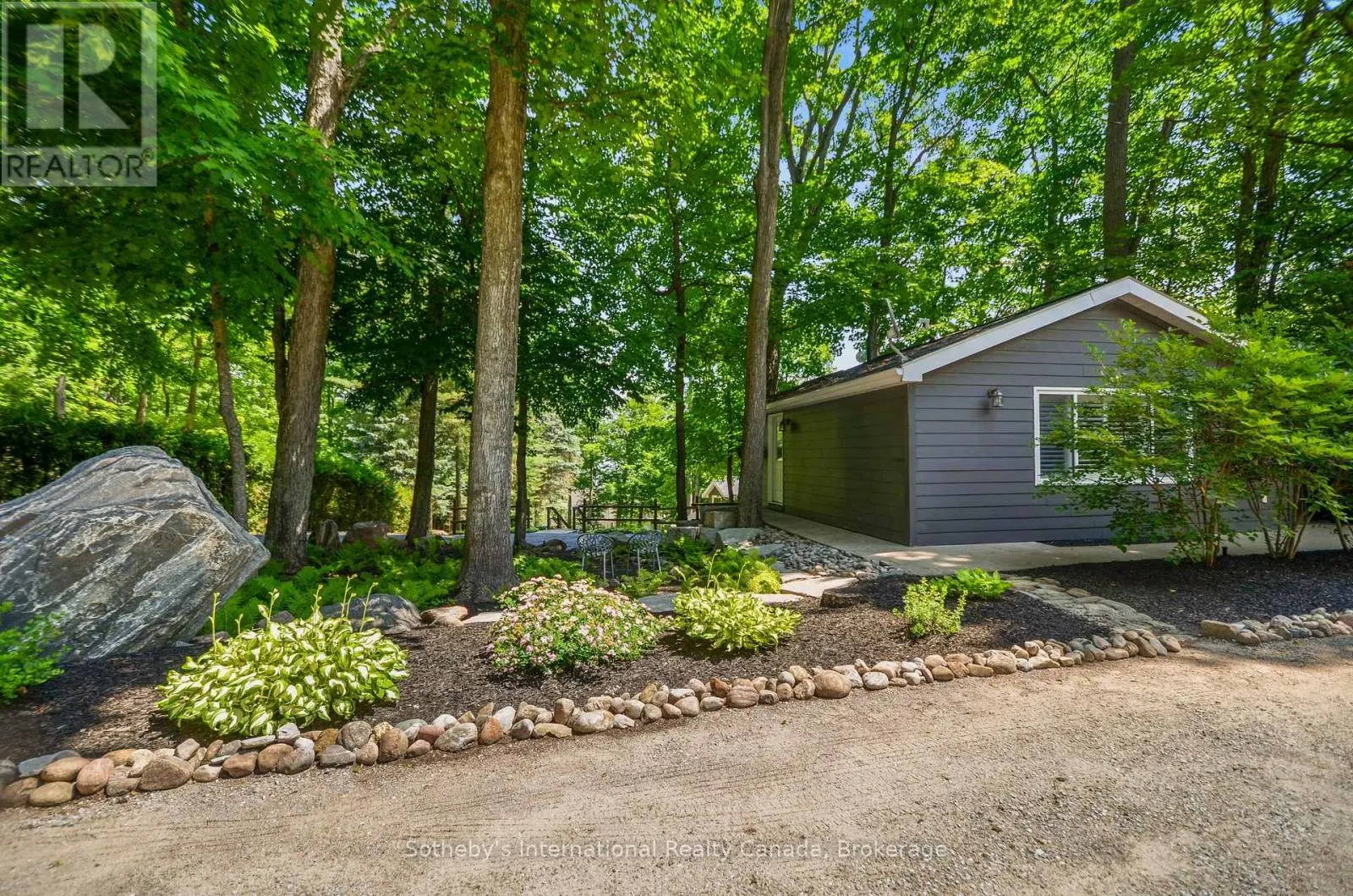 29 MCARTHUR DRIVE