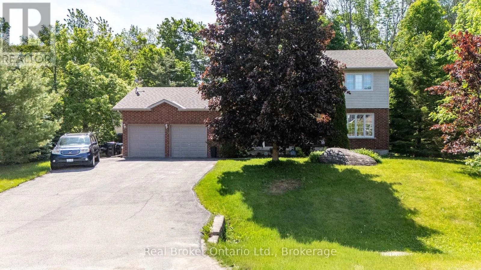 9 BOYD CRESCENT