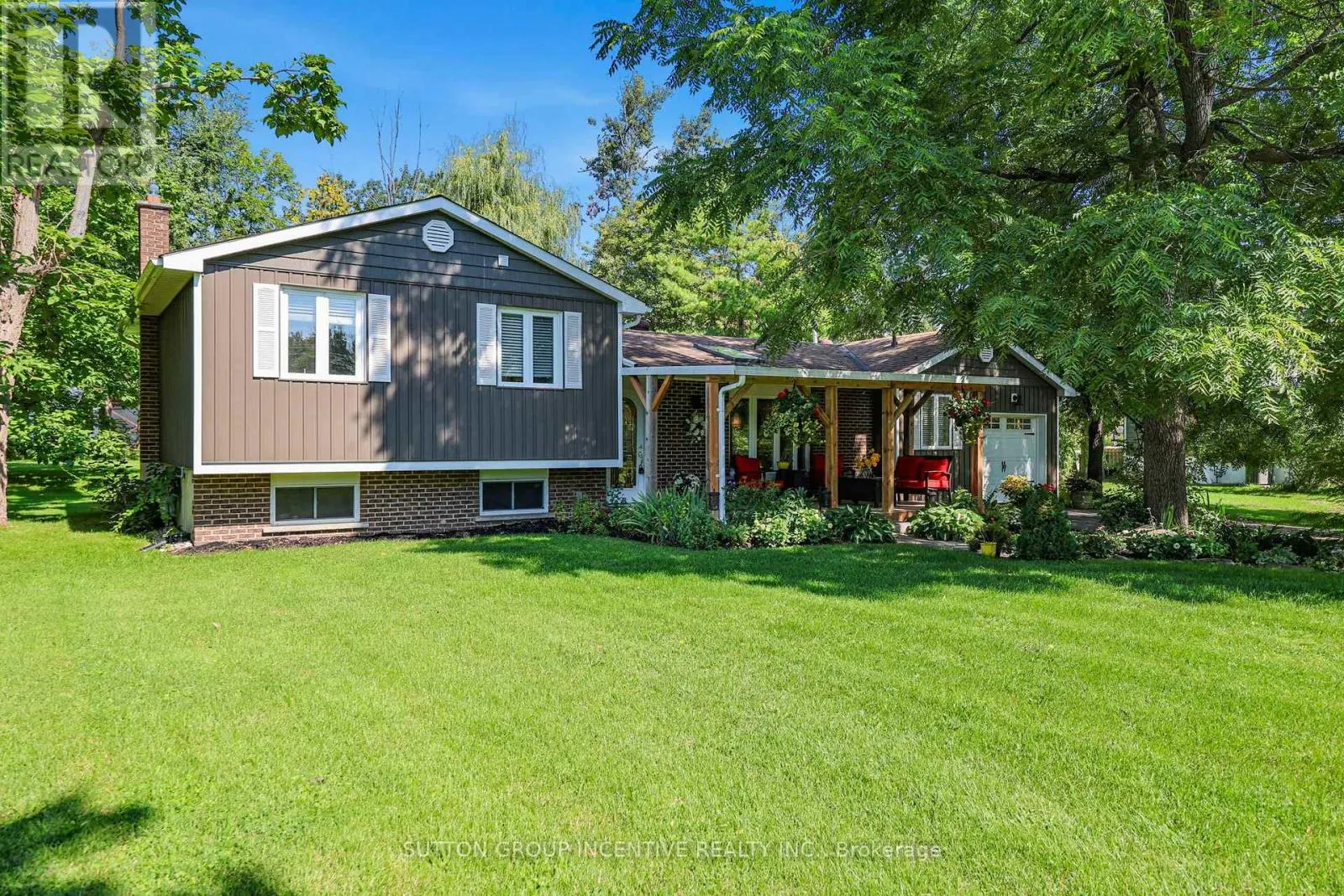 10 SPRINGHOME ROAD