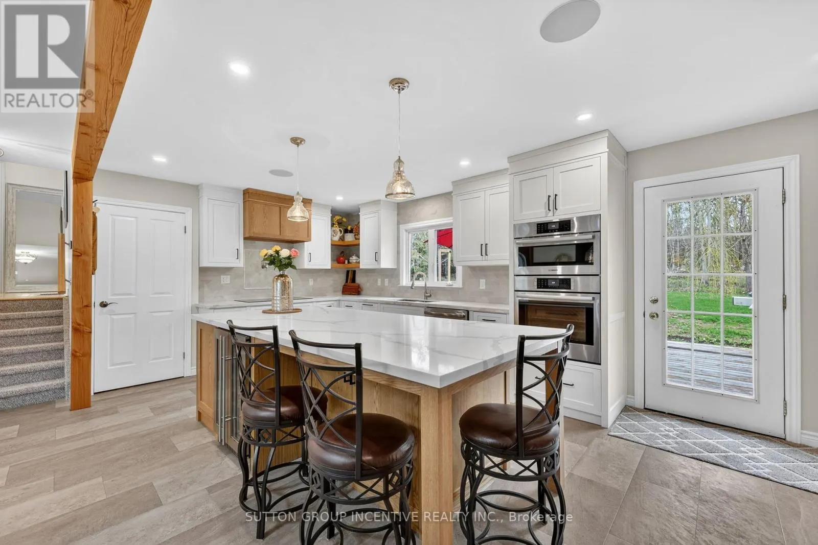 10 SPRINGHOME ROAD