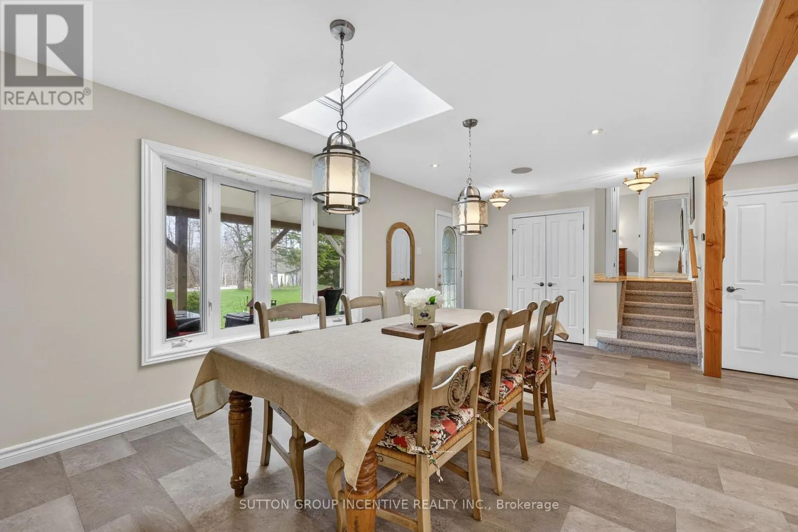 10 SPRINGHOME ROAD