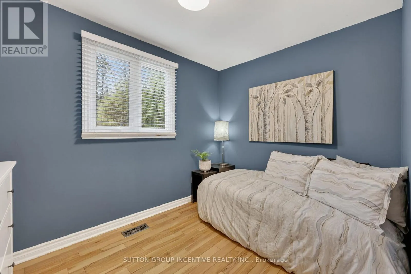 10 SPRINGHOME ROAD