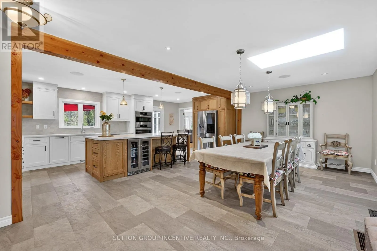 10 SPRINGHOME ROAD