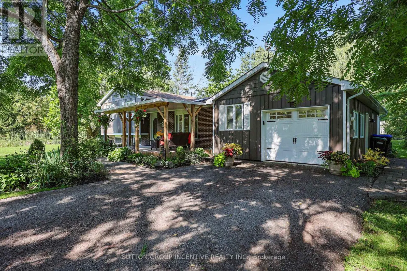 10 SPRINGHOME ROAD