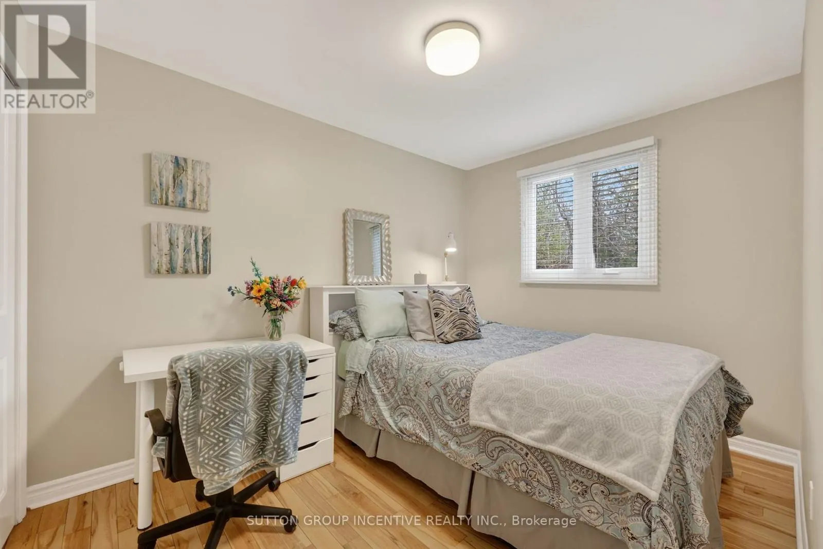 10 SPRINGHOME ROAD