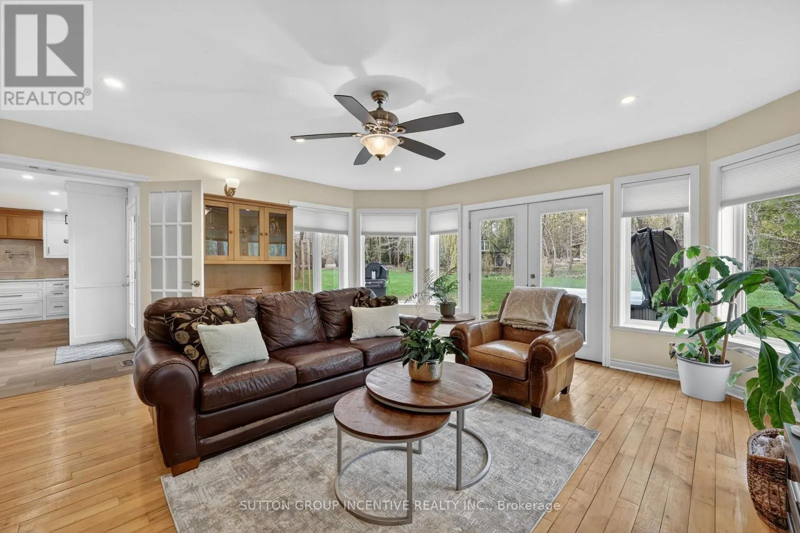10 SPRINGHOME ROAD