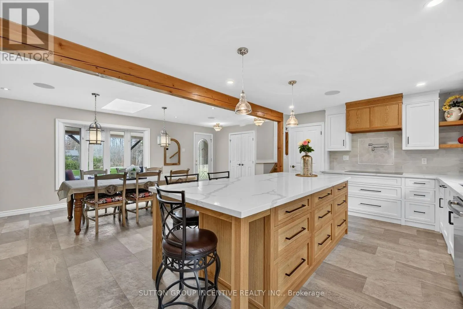 10 SPRINGHOME ROAD