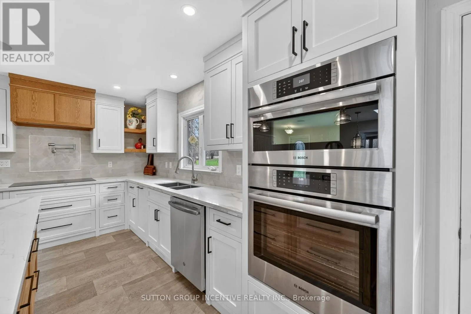 10 SPRINGHOME ROAD