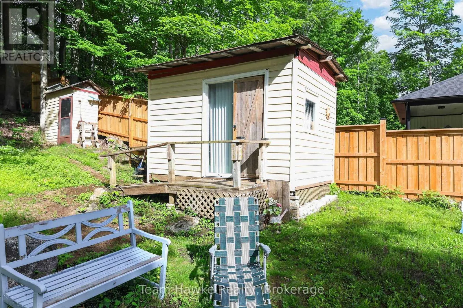 48 MCARTHUR DRIVE