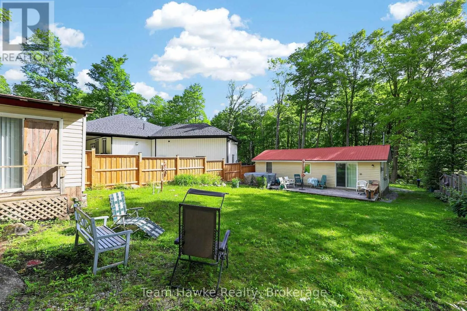 48 MCARTHUR DRIVE
