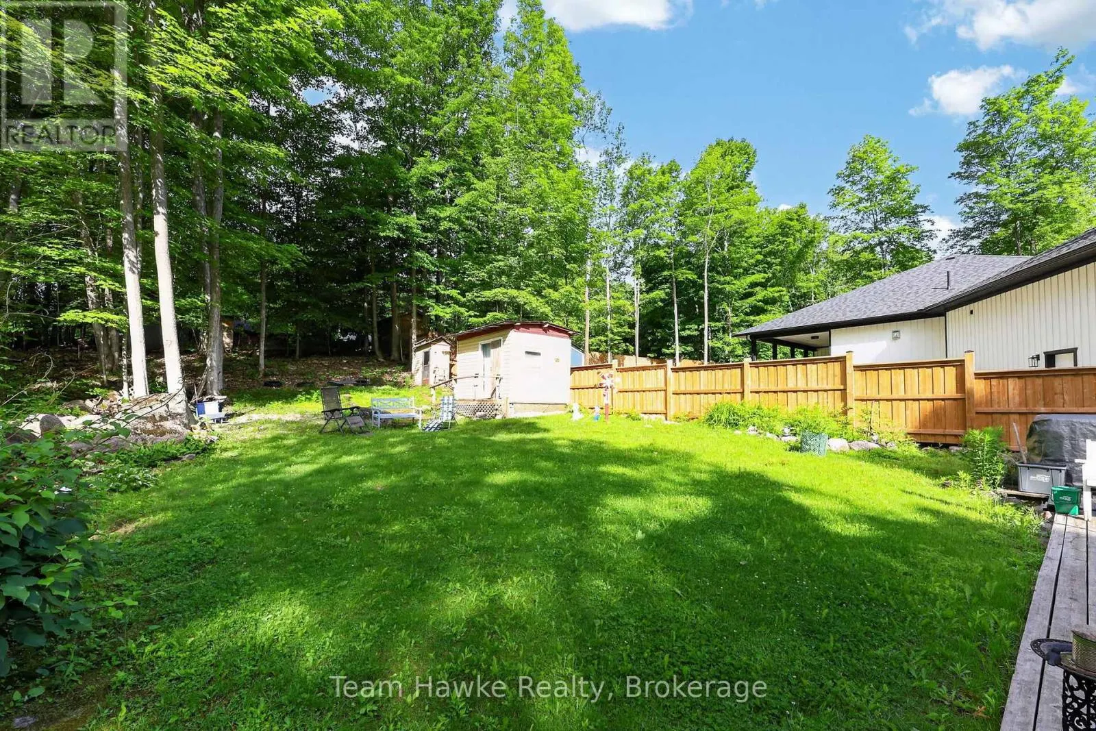 48 MCARTHUR DRIVE