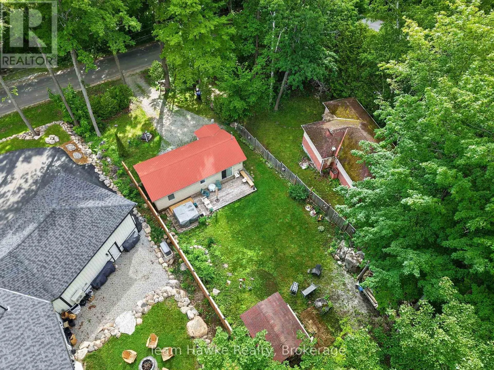 48 MCARTHUR DRIVE