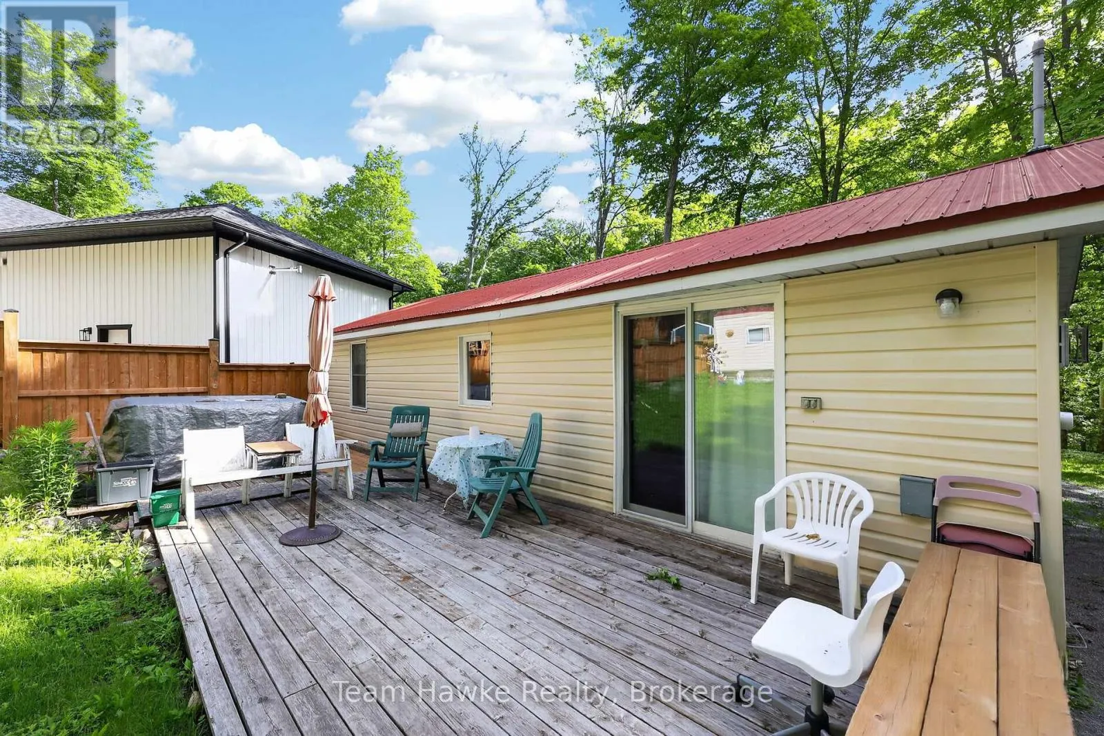 48 MCARTHUR DRIVE