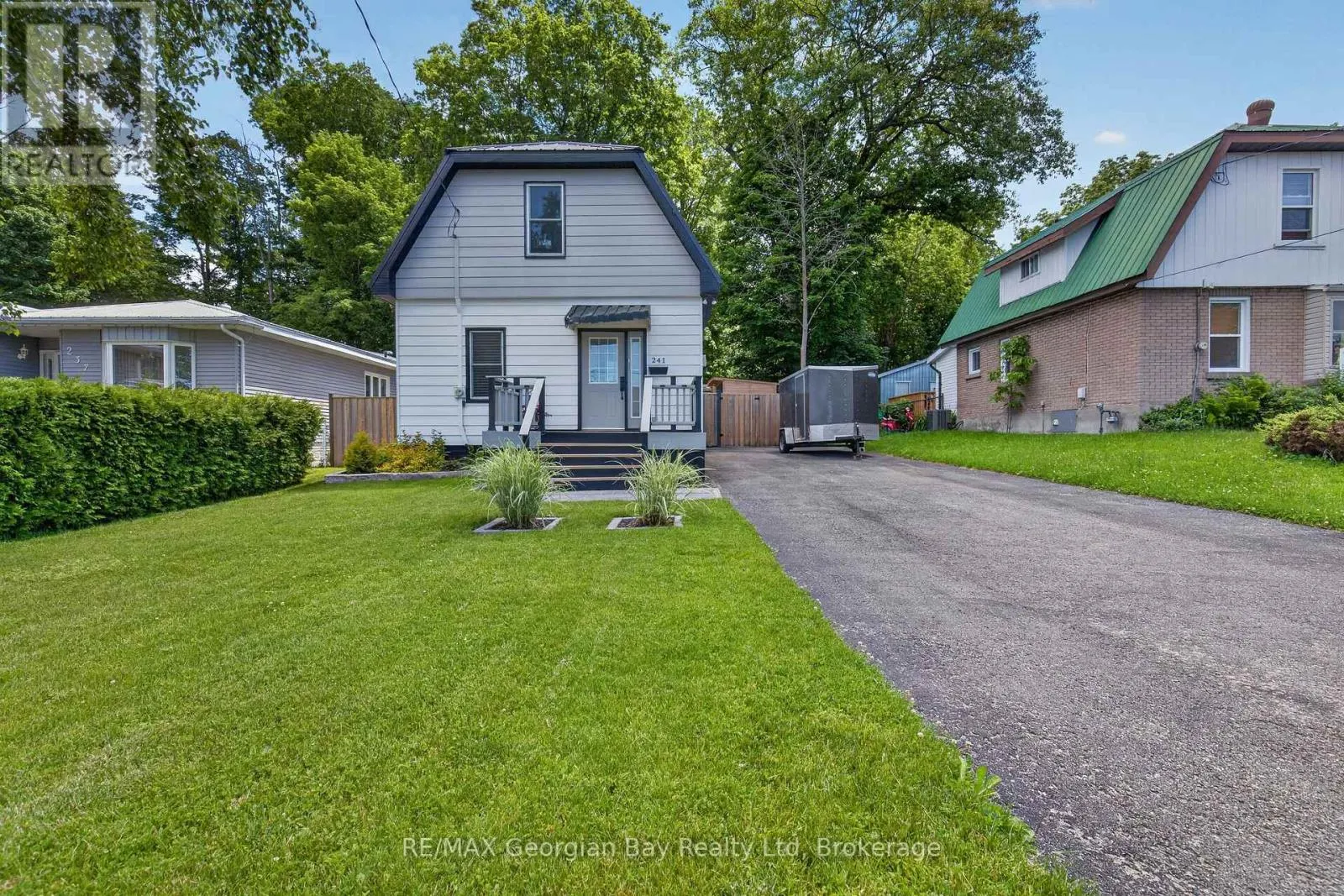 241 DONALDA STREET
