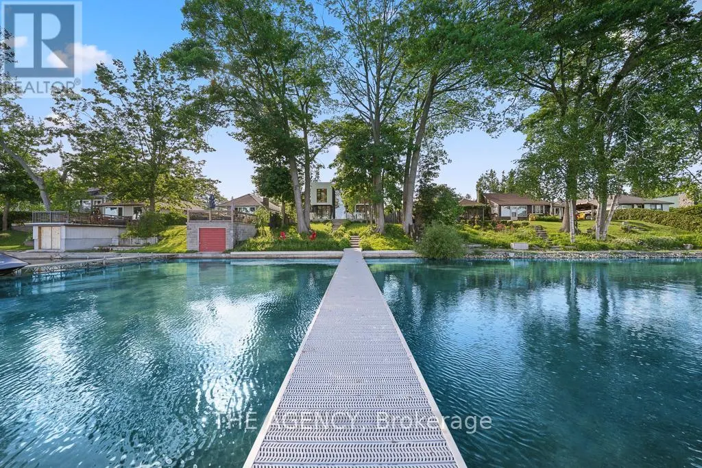 2707 LAKESIDE DRIVE