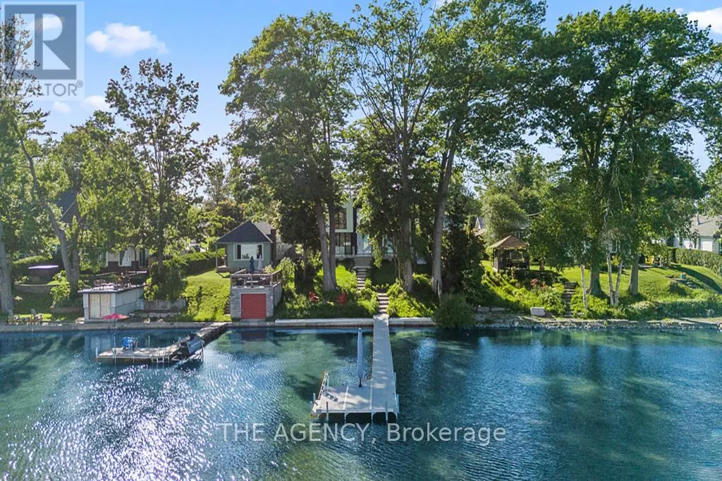 2707 LAKESIDE DRIVE