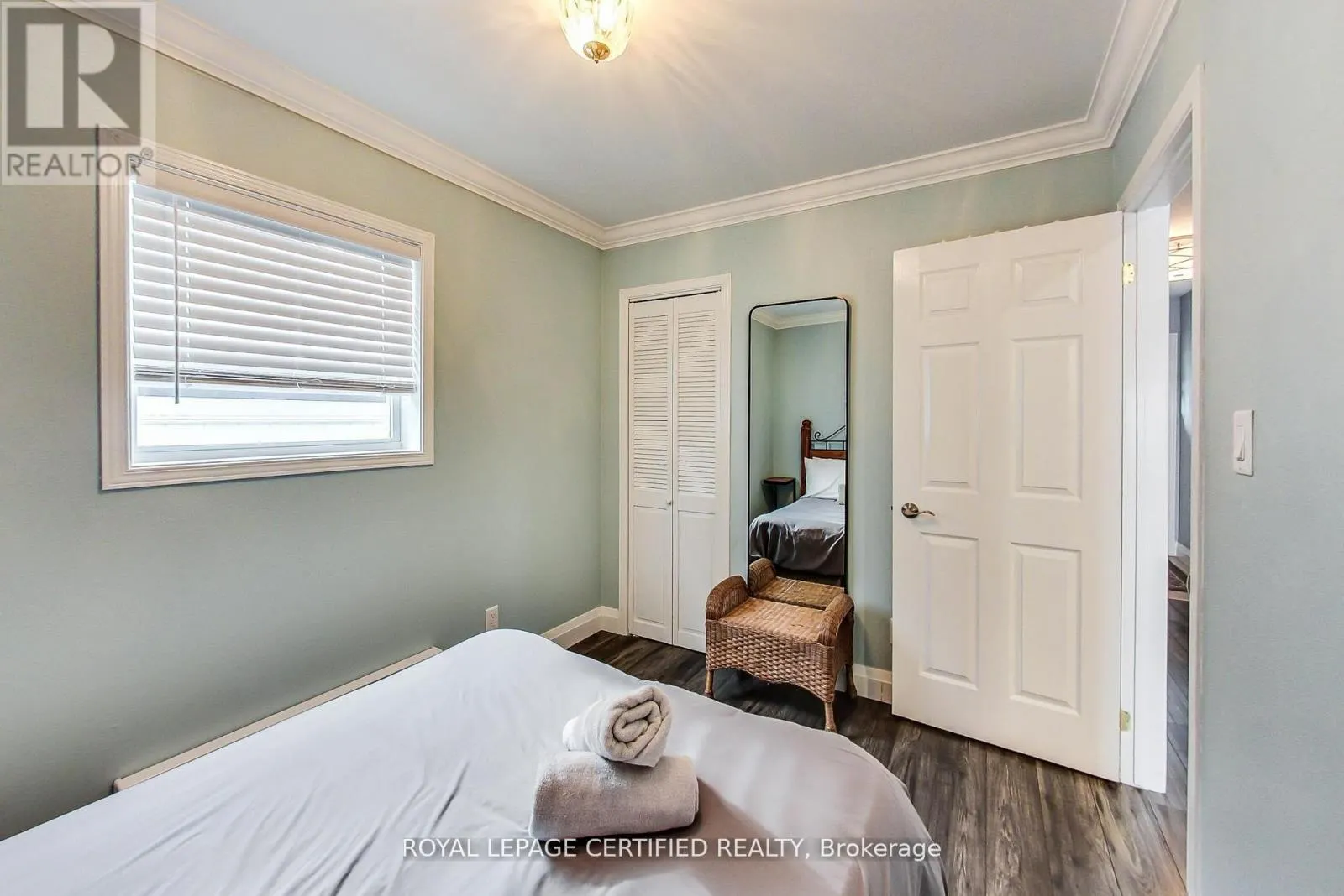 69 OLIVE CRESCENT