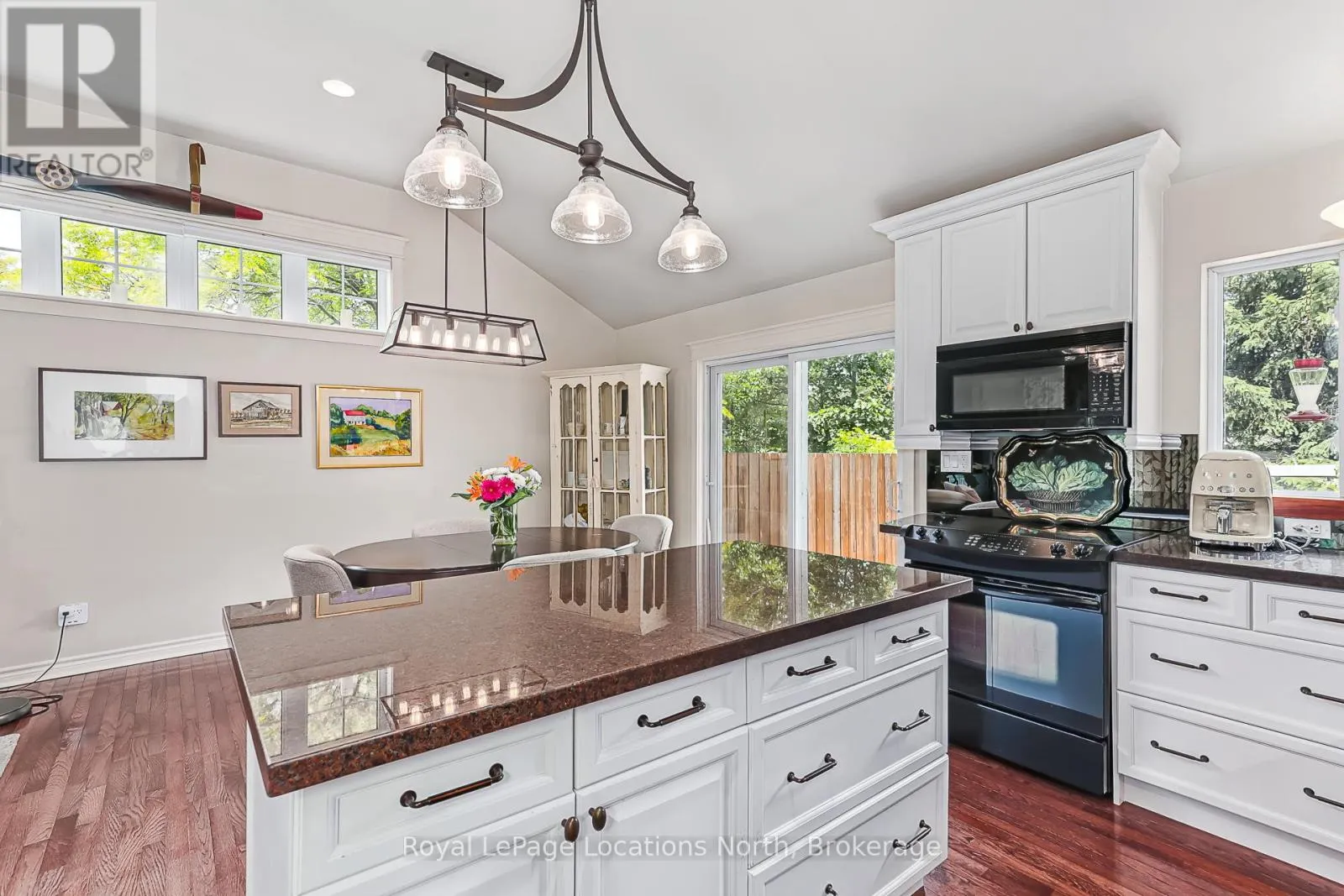 8366 POPLAR SIDE ROAD