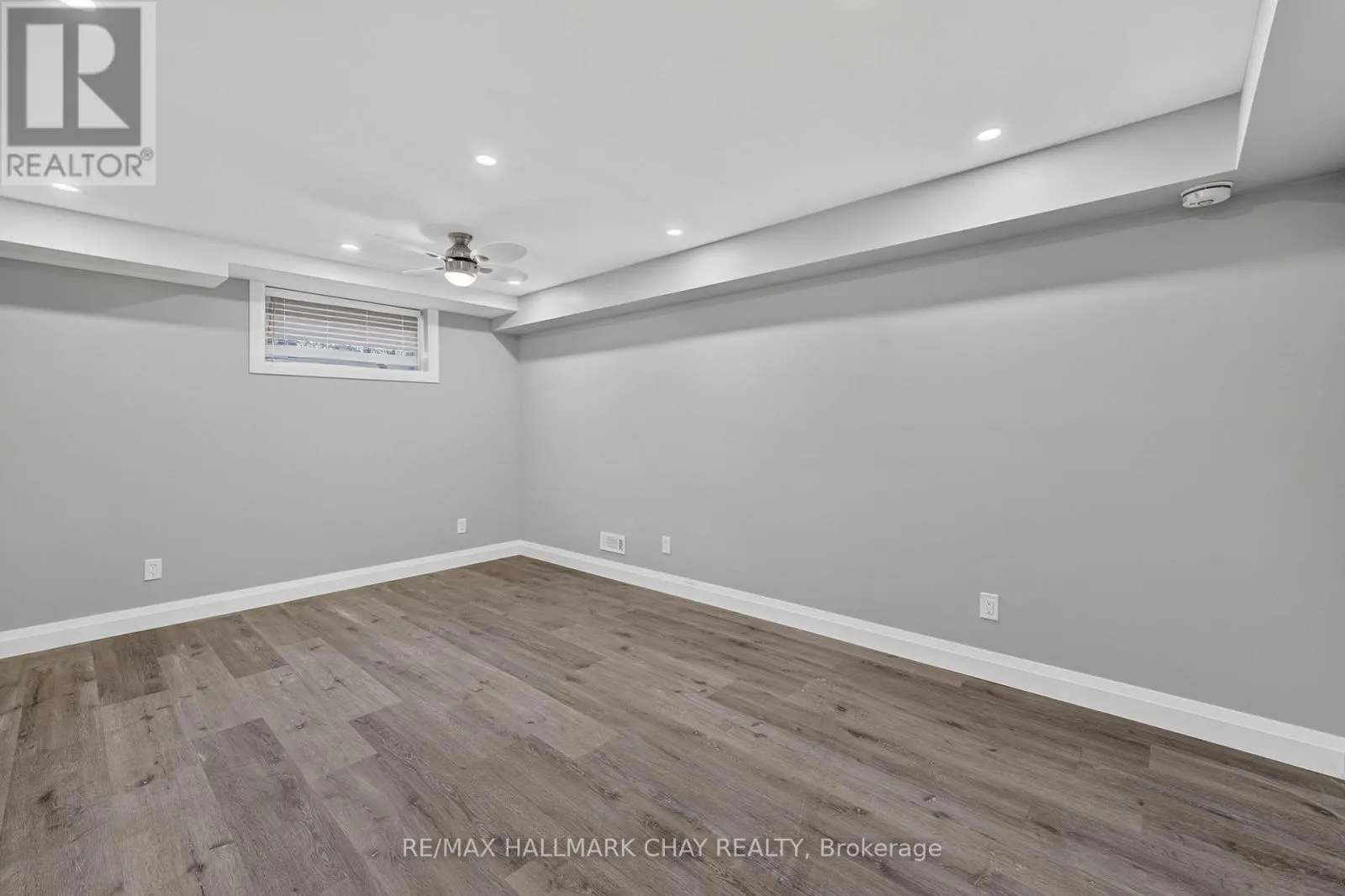 465 MOONEY CRESCENT