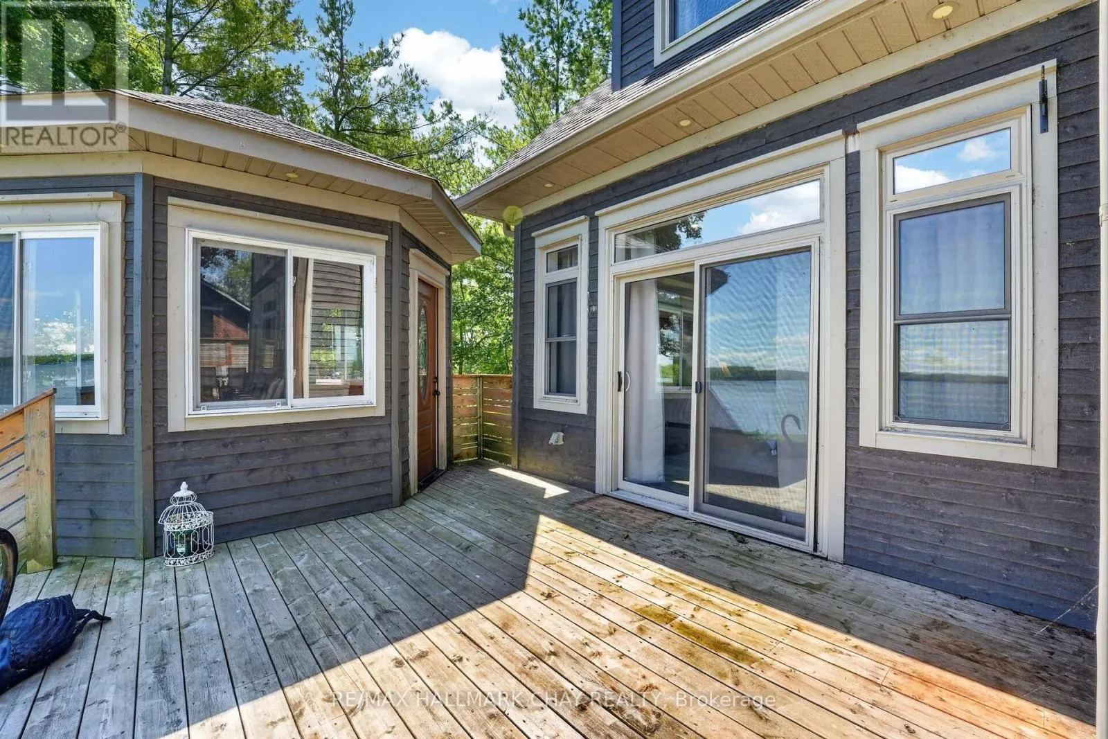 465 MOONEY CRESCENT