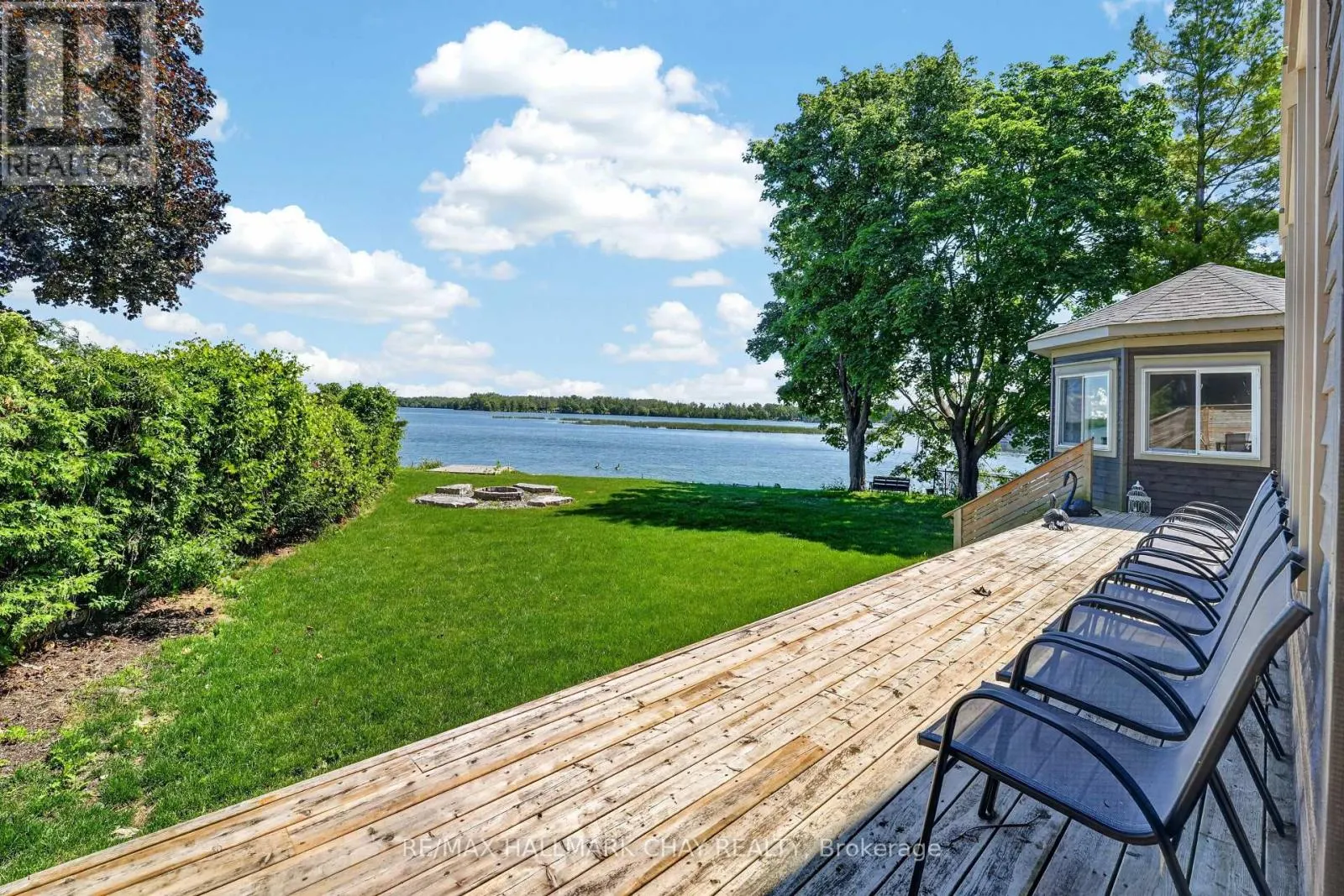 465 MOONEY CRESCENT