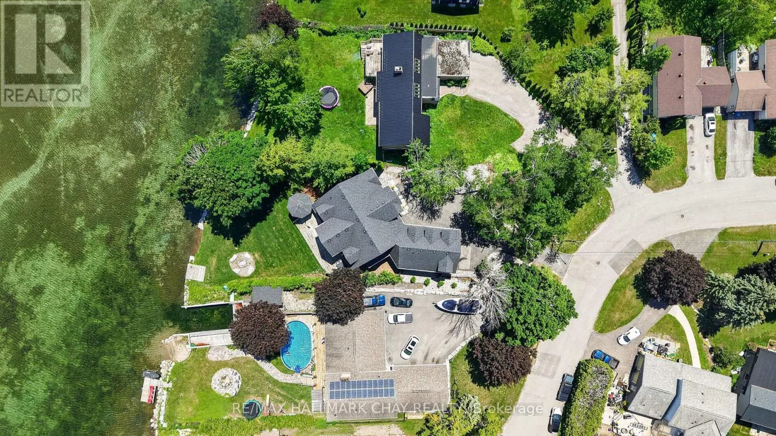 465 MOONEY CRESCENT