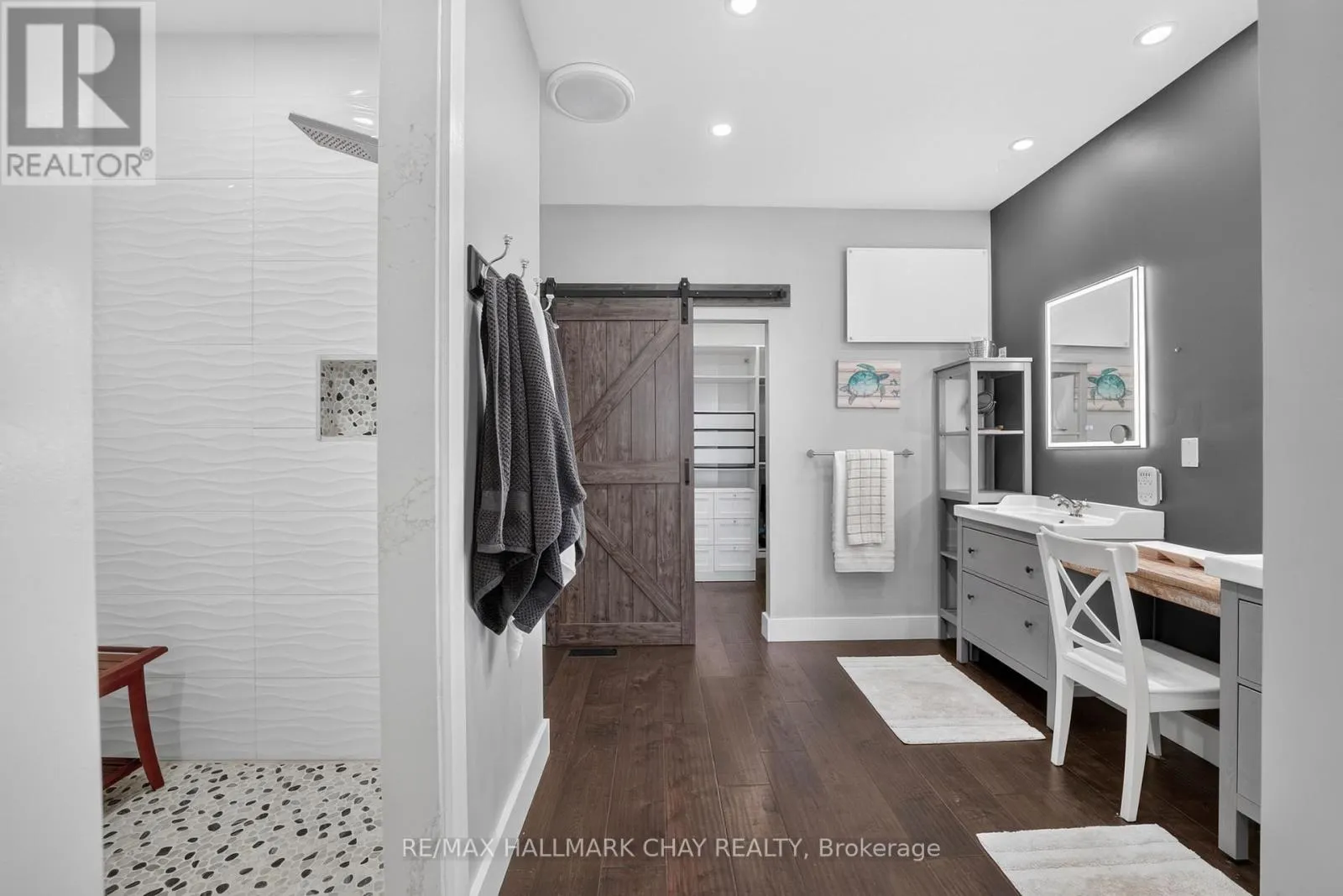 465 MOONEY CRESCENT