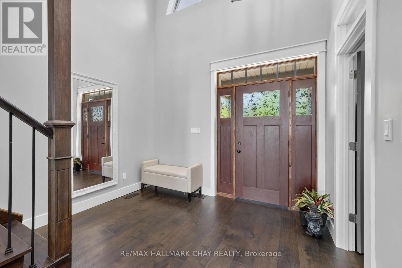 465 MOONEY CRESCENT