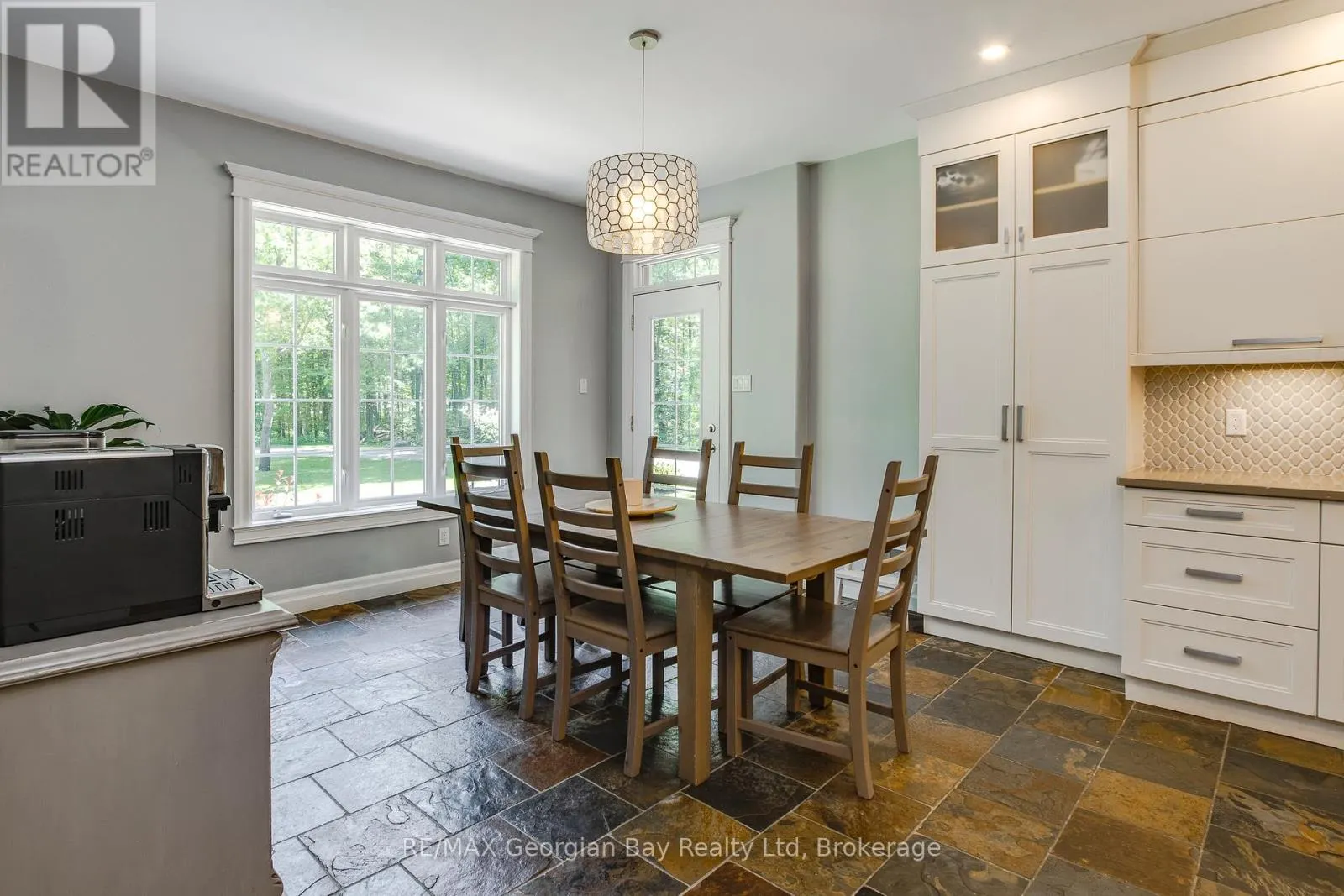 1620 GOLF LINK ROAD