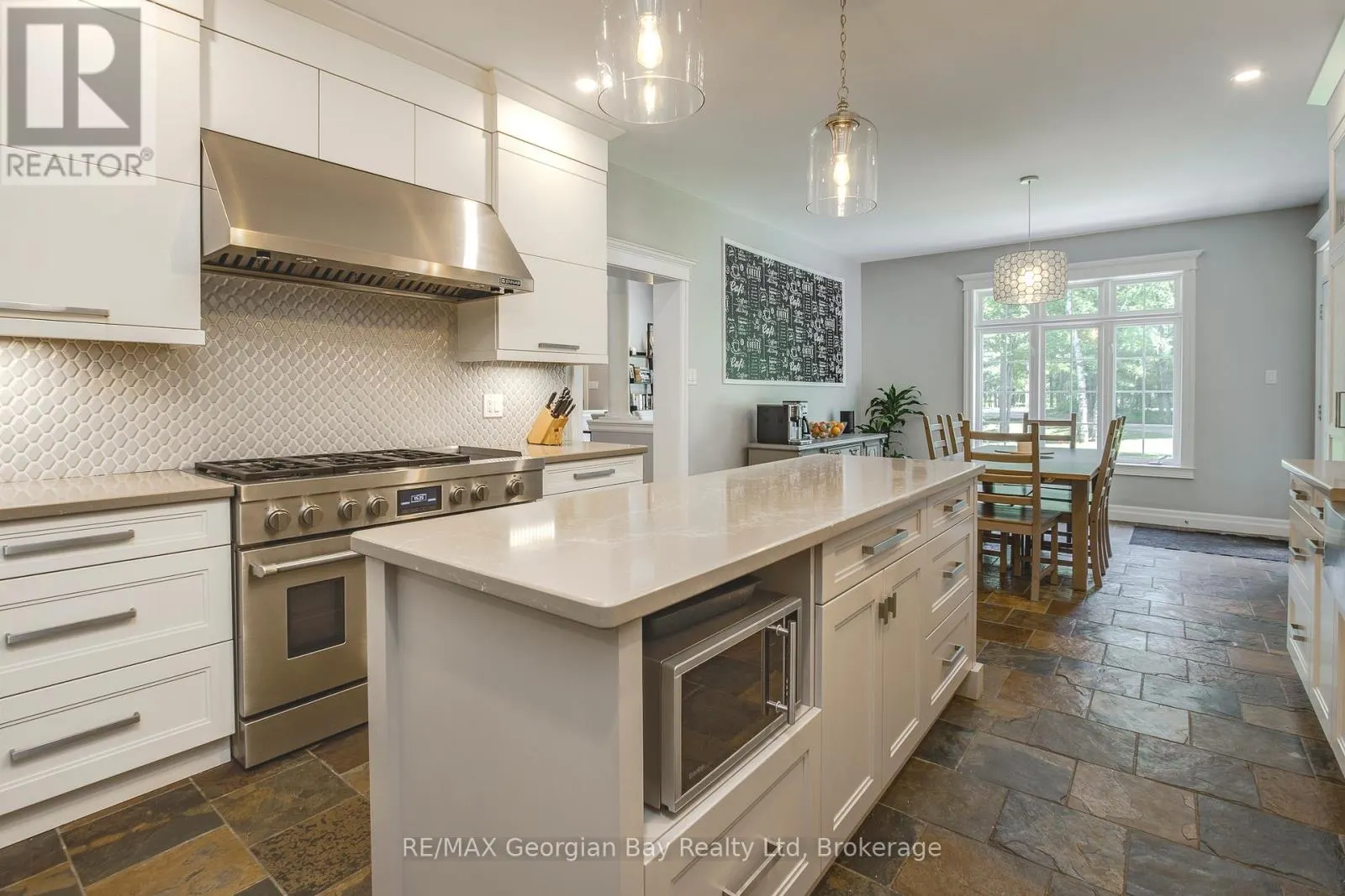 1620 GOLF LINK ROAD