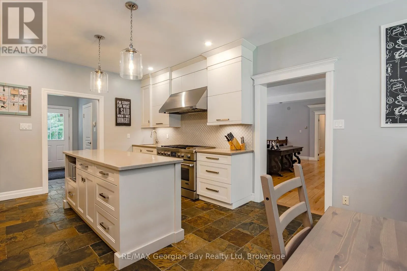 1620 GOLF LINK ROAD