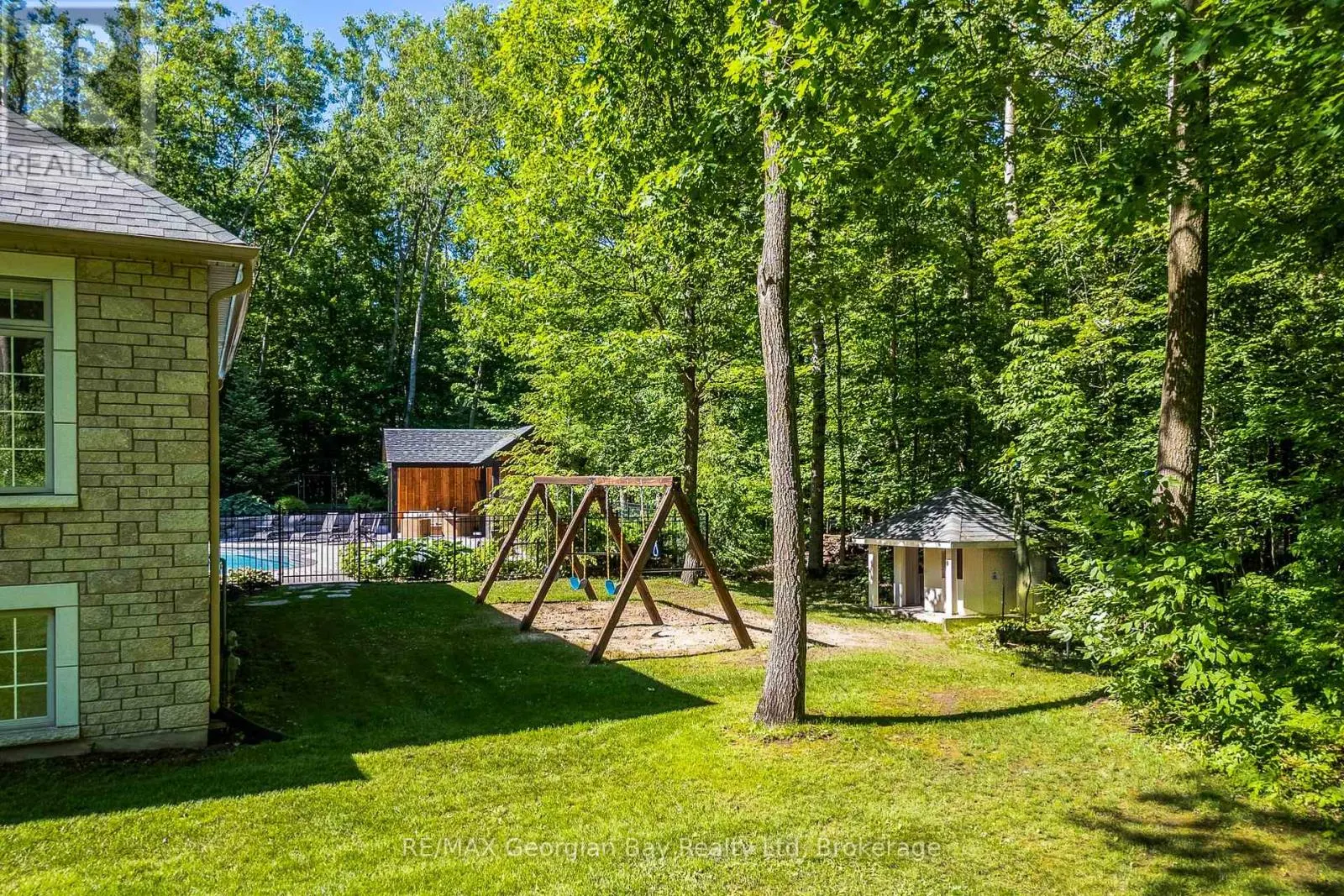 1620 GOLF LINK ROAD