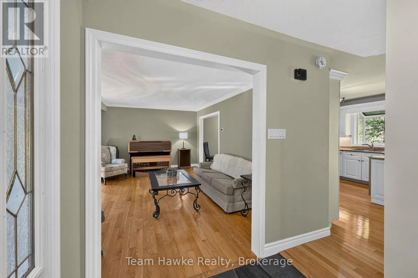 321 GLENBROOK DRIVE