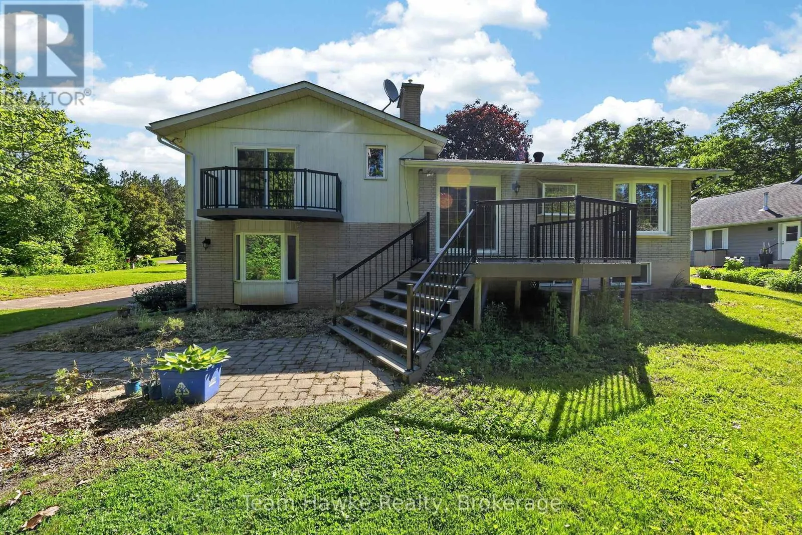 321 GLENBROOK DRIVE